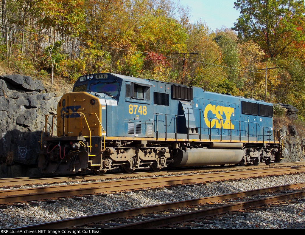 CSX 8748